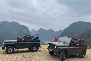 Джип Сапа под открытым небом, полдня вдали от проторенных дорог, проселочная дорога