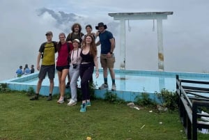 Sapa: motortocht bij zonsopgang met uitzicht op de Fansipan-berg