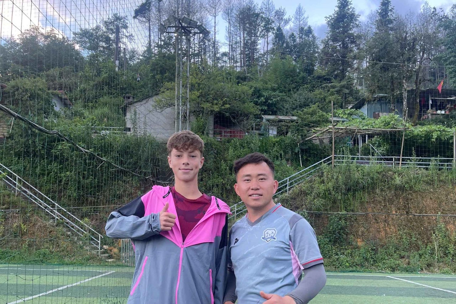 ГОРОД САПА: 2 часа спорта с местными жителями