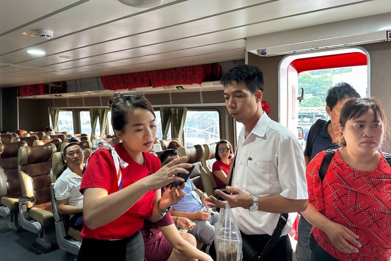 ソクチャン - コンダオフェリー：最速ルートのeチケットをご用意しております