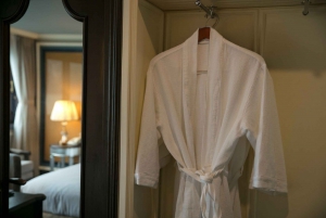 Hanoi: Halong Bay 2-Day Tour with Lodging and Luxury Cruise