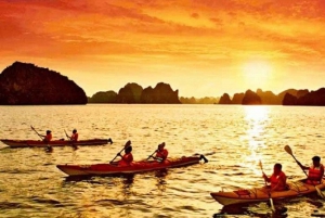 Hanoi: Halong Bay 2-Day Tour with Lodging and Luxury Cruise