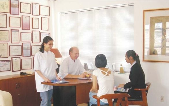 Starlight Dental Group