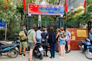 Hanoi: tour a piedi della storia della guerra del Vietnam a Cho Gioi