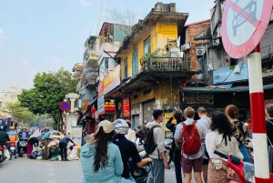 Hanoi : visite à pied de Cho Gioi sur l'histoire de la guerre du Vietnam