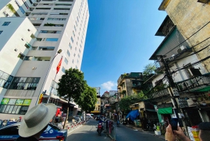 Hanoi : visite à pied de Cho Gioi sur l'histoire de la guerre du Vietnam