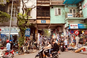 Hanoi: tour a piedi della storia della guerra del Vietnam a Cho Gioi