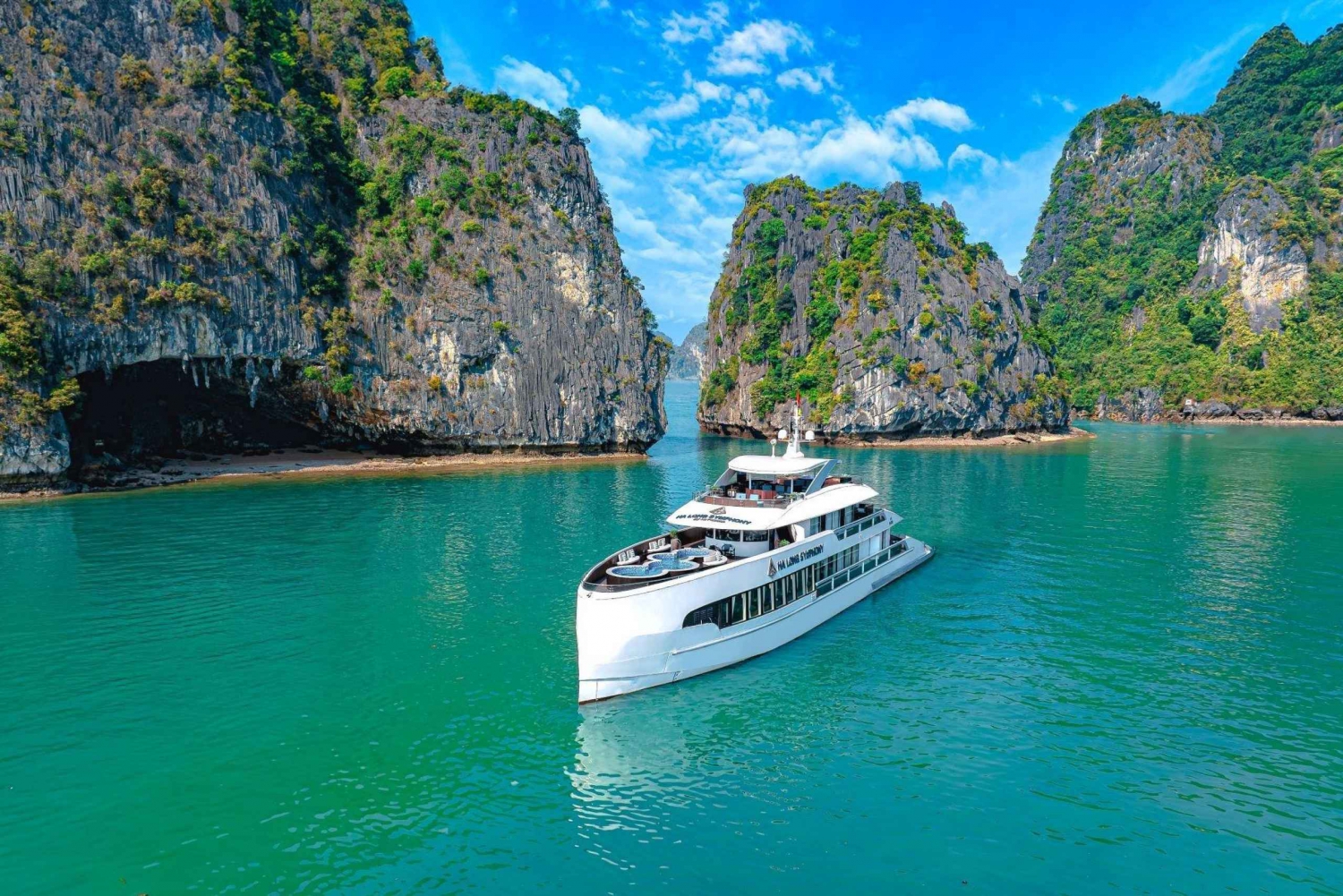 Symphony Cruise med Sung Sot-grotten, Ti Top-øya og lunsj