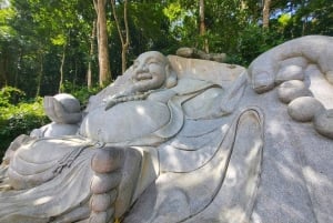 Ta Cu-berget, liggande Buddha, staden Phan Thiet, Cham-tornet