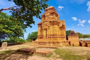 Den beste dagsturen for å oppdage Ta Cu-fjellet i Phan Thiet City