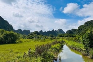 Det bedste krydstogt med overnatning Besøg Lan Ha-bugten, Viet Hai-landsbyen