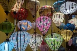 A Senhora das Lanternas: aula de lanternas tradicionais na cidade velha