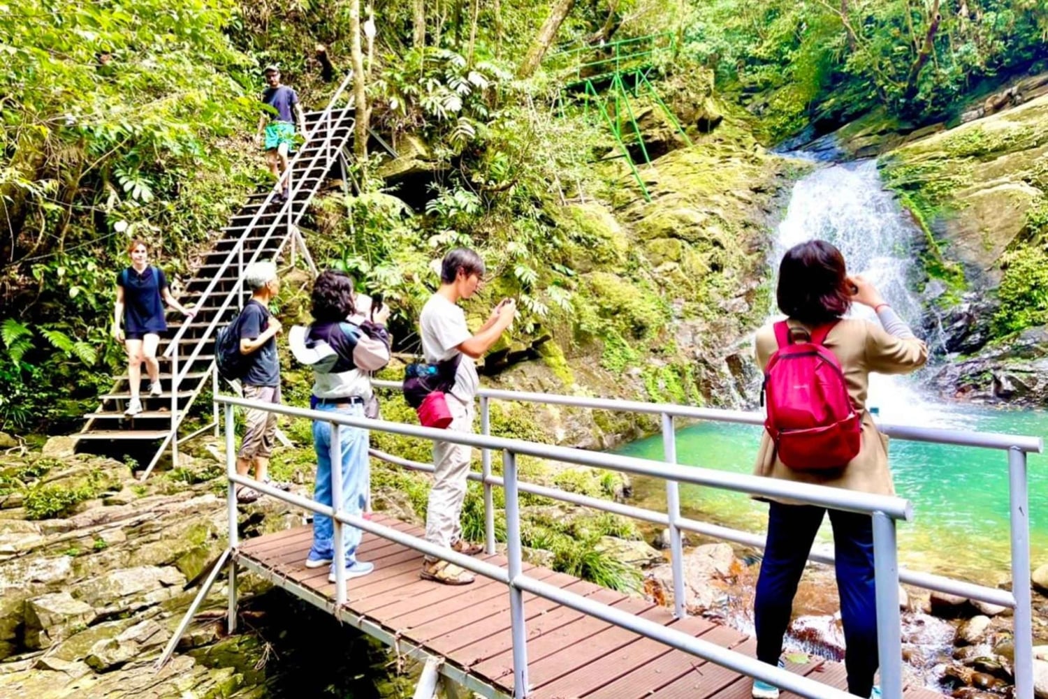 TOUR TREKKING HUE - BACH MA NATIONAL PARK DAILY
