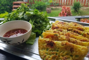 Lekcja gotowania w Hoi An z targiem i wycieczką łodzią z bambusowymi koszami