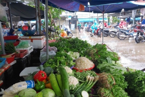Lekcja gotowania w Hoi An z targiem i wycieczką łodzią z bambusowymi koszami