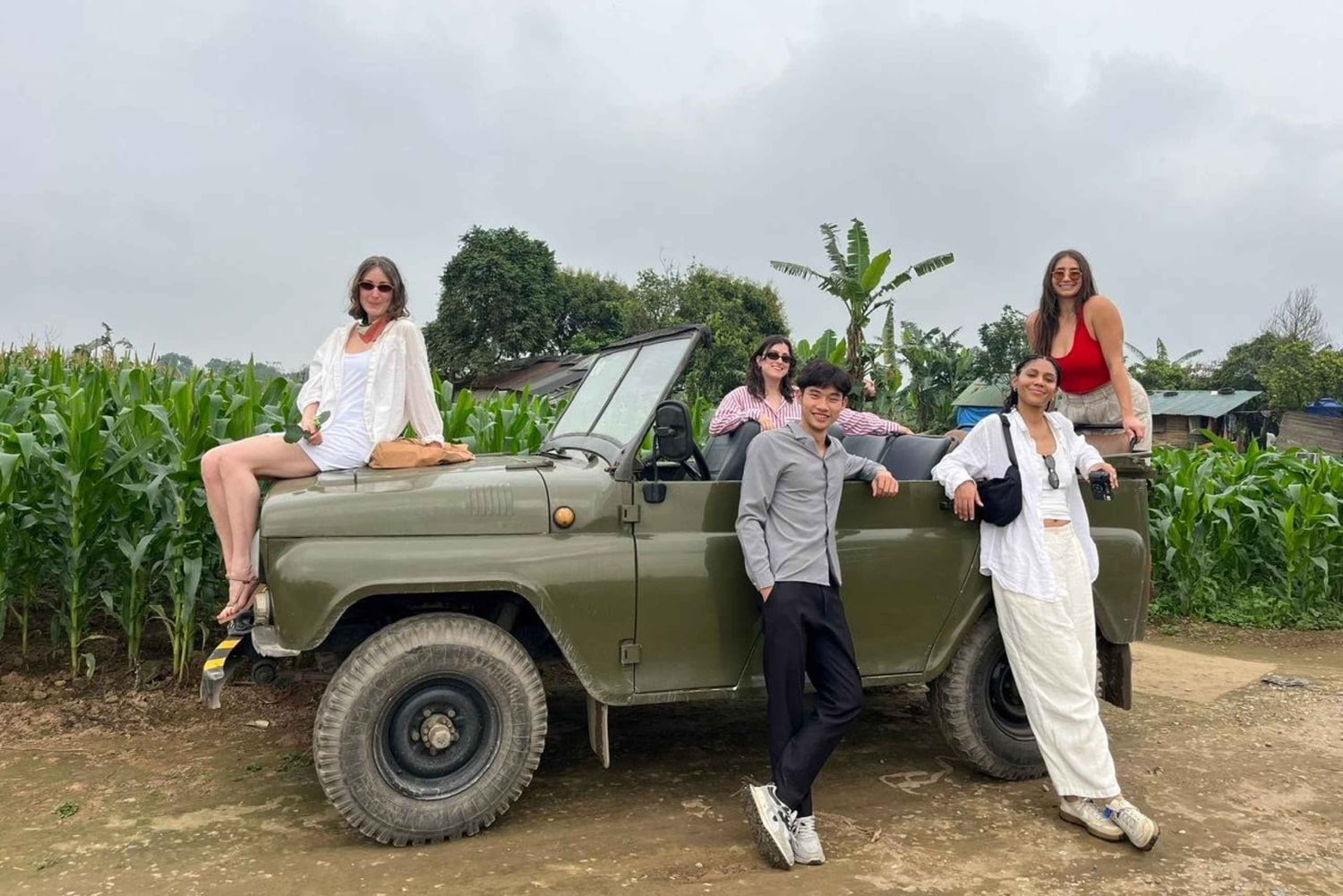 Train to Jeep Adventure: HaNoi tour by Vintage Train & Jeep