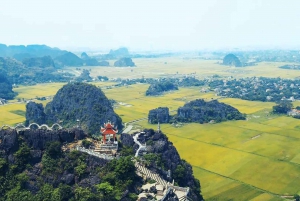 Trang An & Tam Coc: 1-Day Tour with Boat Trip from Hanoi
