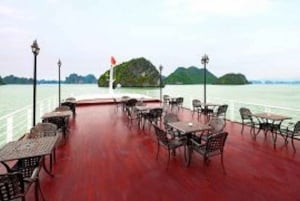 Ha Long Bay- Luxury Day Cruise, Lunch& Kayaking&Sunset party