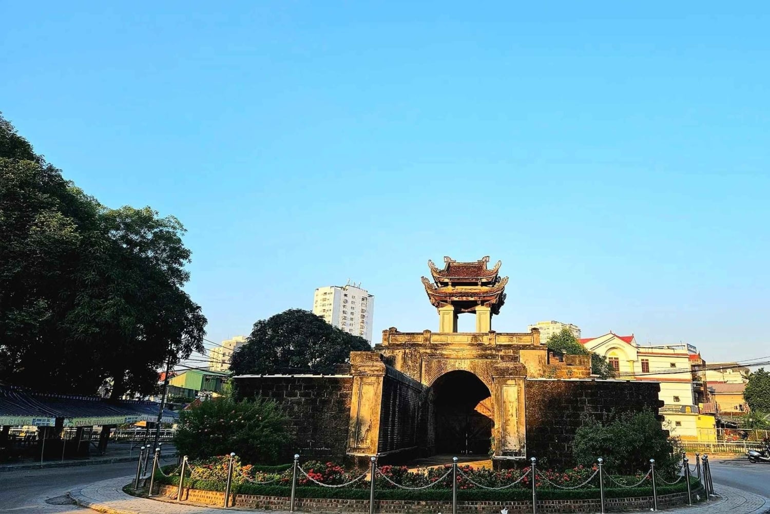 Visite guidée d'une jounée de la ville de Vinh et de la ville natale de l'oncle Ho