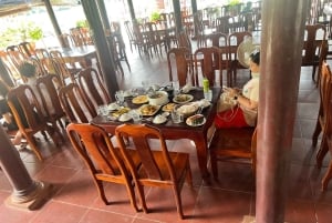 VIP Tour z Ho Chi Minh do tuneli Cu Chi motorówką