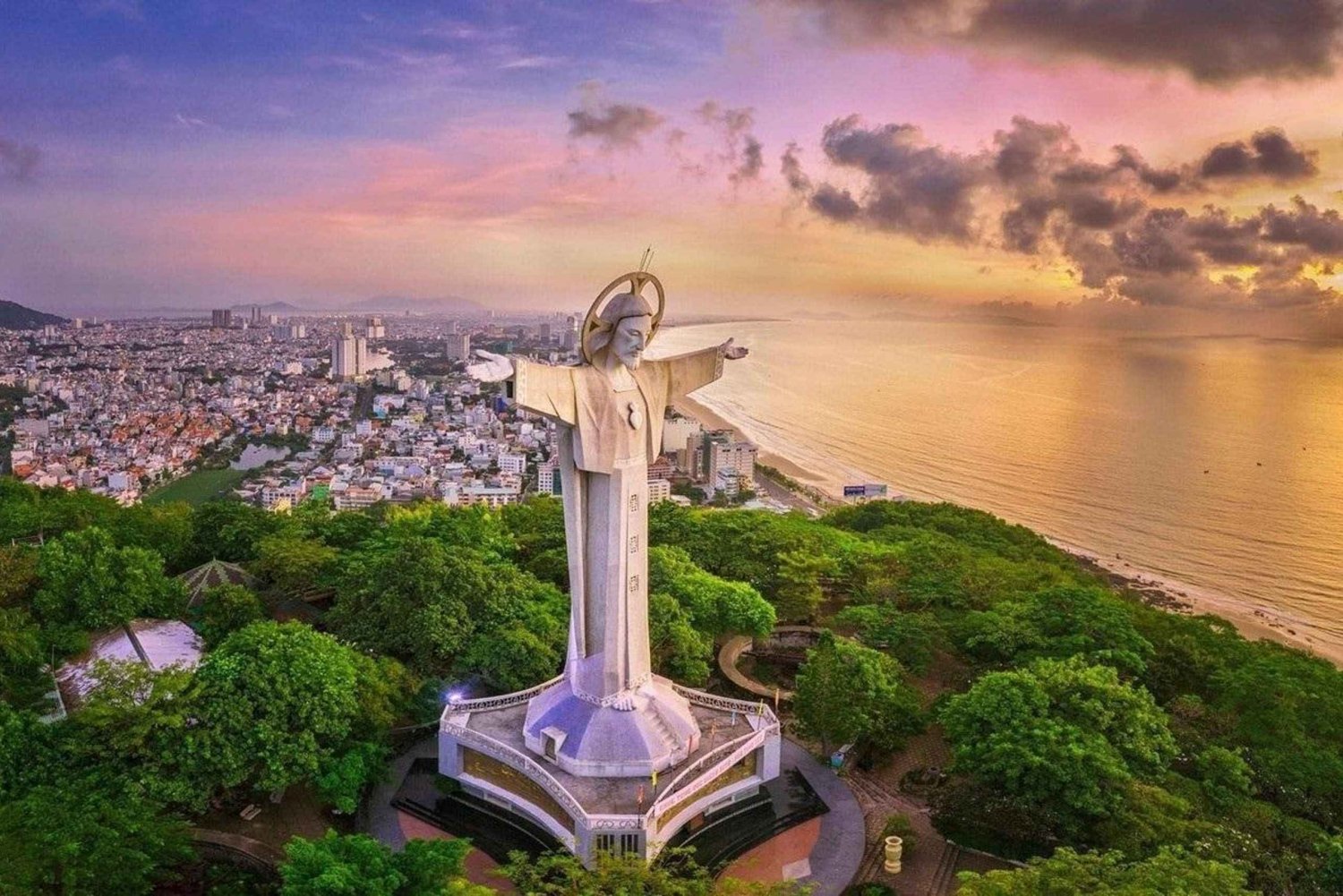 Vung Tau: Beach Day Tour from Ho Chi Minh City
