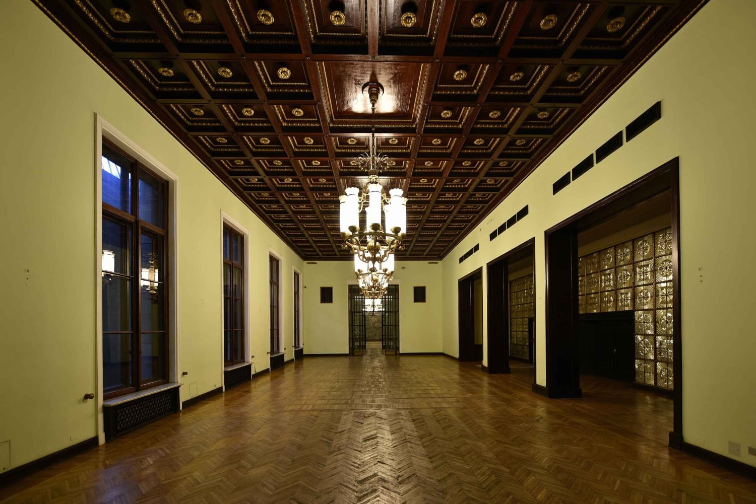 2 ore: Tour guidato del Palazzo della Cultura e della Scienza in lingua inglese