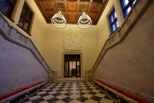 2 horas: Visita guiada en inglés al Palacio de la Cultura y la Ciencia