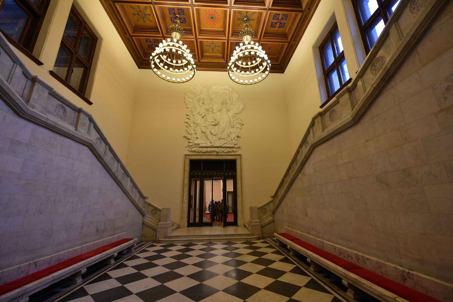 4 часа: Дворец культуры и науки и Музей POLIN