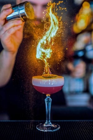 B52 Restaurant & Cocktail Bar
