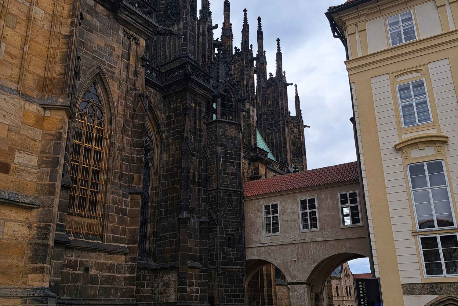 Castillo de Praga e Interiores, con entrada