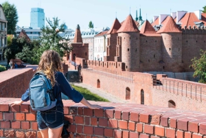 Familientour durch die Warschauer Altstadt mit lustigen Aktivitäten für Kinder