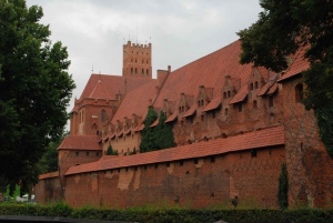 From Warsaw: Full-Day Malbork Castle Tour by Private Car