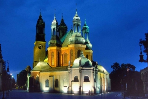 From Warsaw: Poznan Small Group Day Trip with Lunch