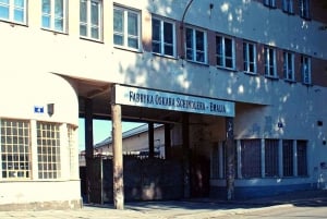 Varsovasta: Schindlerin tehtaalle Varsovasta: Pienryhmäretki Krakovaan, Schindlerin tehdas