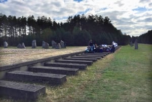 Depuis Varsovie : Treblinka visite d'une demi-journée privée avec voiture