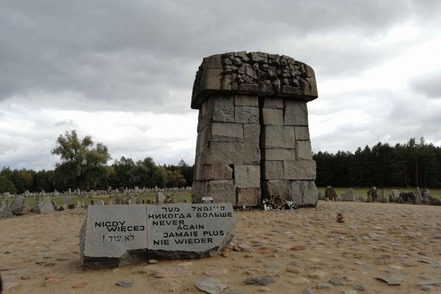 Tur til Treblinka-lejren fra Warszawa i bil