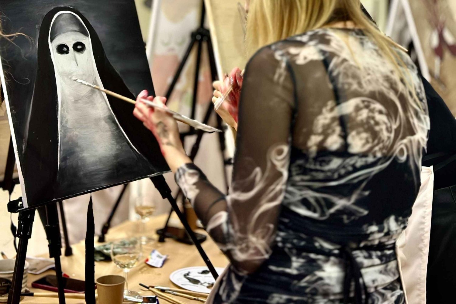 Halloween Painting Party with Wine in Warsaw!