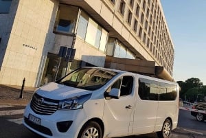 Cracovia: traslado privado desde/hacia el aeropuerto de Varsovia-Chopin