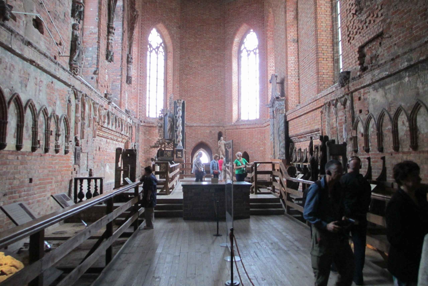 MALBORK: Castle of the Teutonic Oder from Warsaw - private
