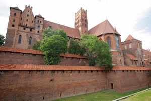 MALBORK: Zamek Krzyżacki nad Odrą z Warszawy - prywatnie