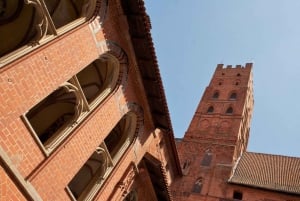 MALBORK: Zamek Krzyżacki nad Odrą z Warszawy - prywatnie