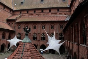 MALBORK: Zamek Krzyżacki nad Odrą z Warszawy - prywatnie