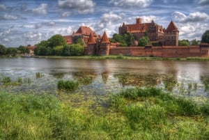 MALBORK: Zamek Krzyżacki nad Odrą z Warszawy - prywatnie
