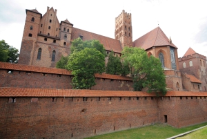 MALBORK: Castle of the Teutonic Oder from Warsaw - private