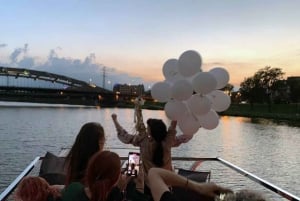 Malerische Kreuzfahrt auf der Weichsel im Herzen von Krakau