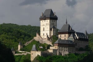 Prague: Private Transfer to Warsaw with stops + tickets