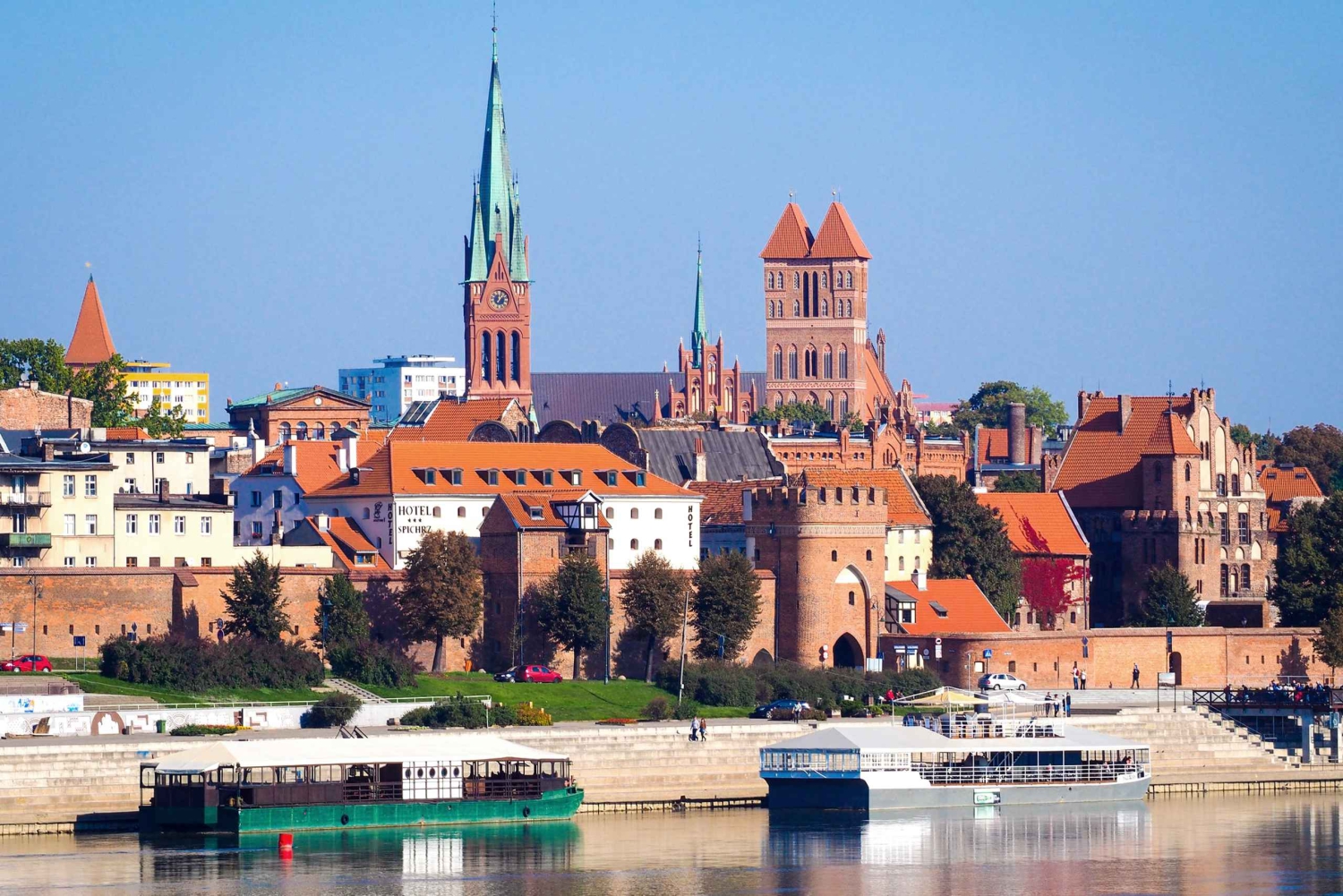 Private tour from Warsaw to Torun
