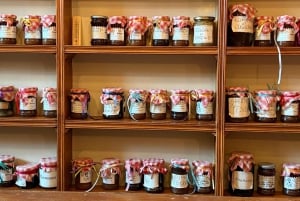 Warsaw: Food Tour with 8 Tastings of Pierogi, Pancake & More