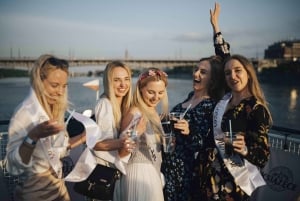 Warsaw: Boat Party with Unlimited Drinks &VIP Club Entrance