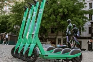 Warsaw: Bolt Tourist passes for e-scooters